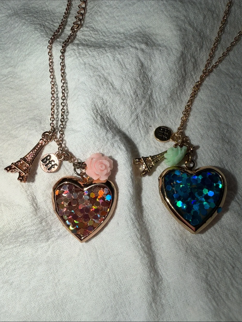 Claire's Kids Glitter Heart Locket BFF Necklace Set - 2 Pack Gold Tone EUC